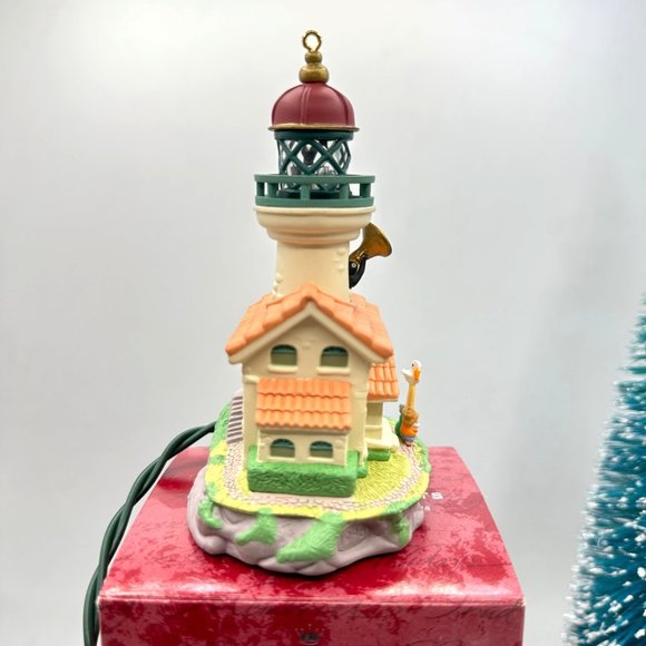 Hallmark Keepsake Ornament Lighthouse Greetings Magic Collectors Series Light Up - Picture 4 of 12